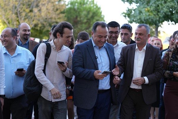 Manisa B&uuml;y&uuml;kşehir Belediyesi&rsquo;nin vatandaşları sağlıklı yaşama teşvik etmek ve hareketliliği