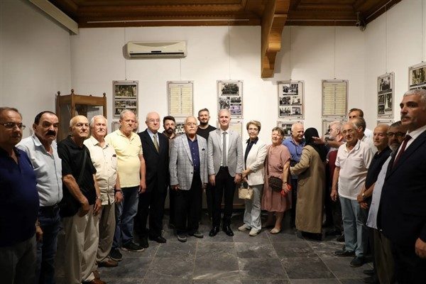 Yeni eğitim &ouml;ğretim yılıyla beraber İneg&ouml;l Kent M&uuml;zesi'nde serginin a&ccedil;ılışı