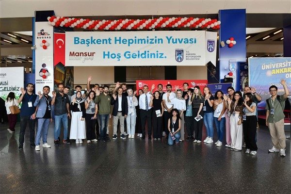 T&uuml;rkiye&rsquo;nin d&ouml;rt bir yanından gelen &ouml;ğrencilerin kendilerini evlerinde hissetmelerini ama&ccedil;layan
