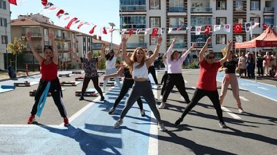 Ke&ccedil;i&ouml;ren Belediyesi tarafından , Avrupa Hareketlilik Haftası etkinliklerle tamamlandı.&nbsp; Etkinliklerde