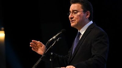 DEVA Partisi Genel Başkanı Babacan, a&ccedil;ıklanan KYK yurt başvuru sonu&ccedil;larının