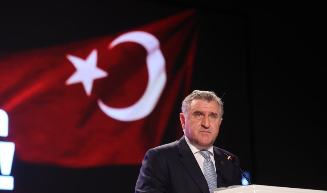 Gen&ccedil;lik ve Spor Bakanı Dr. Bak, T&uuml;rk sporu adına tarihi