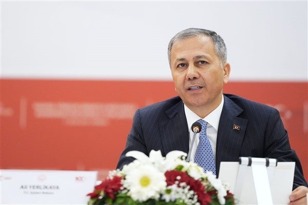 İ&ccedil;işleri Bakanı Yerlikaya, &ldquo;Bağımsızlığın İzinde, Teknolojinin Zirvesinde&rdquo; mottosuyla ger&ccedil;ekleşen TEKNOFEST