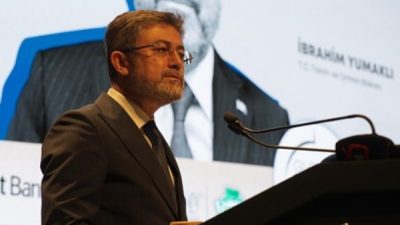 Tarım ve Orman Bakanlığından yapılan a&ccedil;ıklamaya g&ouml;re Bakan Yumaklı,&nbsp;Sakarya Valiliğini