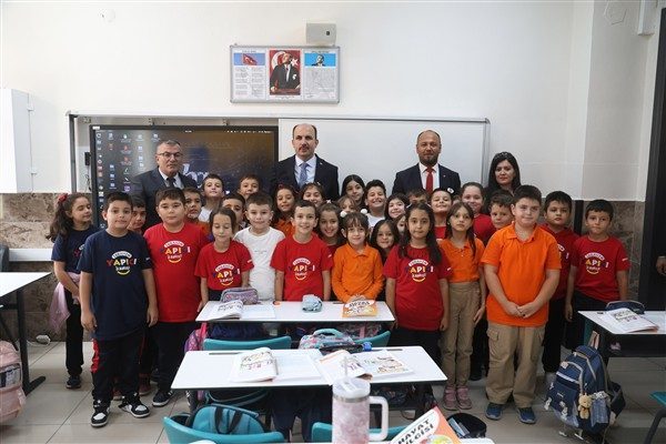 2025-2026 Eğitim &Ouml;ğretim Yılı&rsquo;nın a&ccedil;ılışı Konya Valisi İbrahim Akın, AK