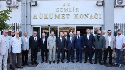 Başkan Bozbey, program kapsamında Gemlik Belediye Başkanı Ş&uuml;kr&uuml; Deviren ile