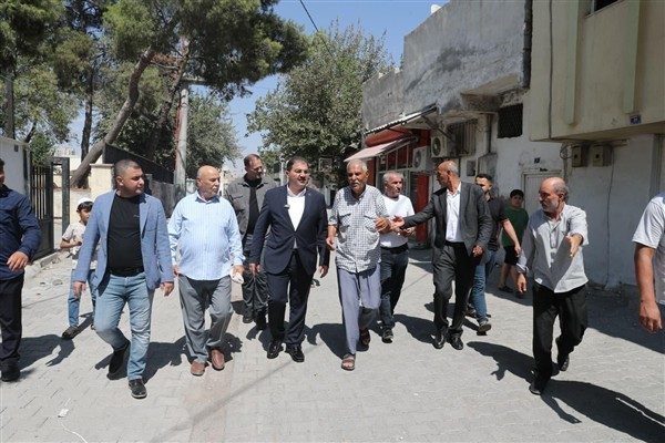 Ziyarette Belediye Başkanı Mehmet Canpolat'a, Belediye Meclis &Uuml;yesi Ahmet Demirkan
