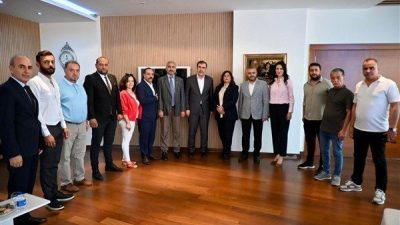 Ziyarette Erdem, T&uuml;tenk, Sarıbaş, &Ouml;zmen ve beraberlerindeki heyet, &Ccedil;er&ccedil;ioğlu'nu Aydın'da