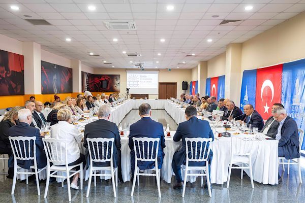 İEKKK 138&rsquo;inci toplantısı, İzmir B&uuml;y&uuml;kşehir Belediye Başkanı Dr. Cemil Tugay&rsquo;ın