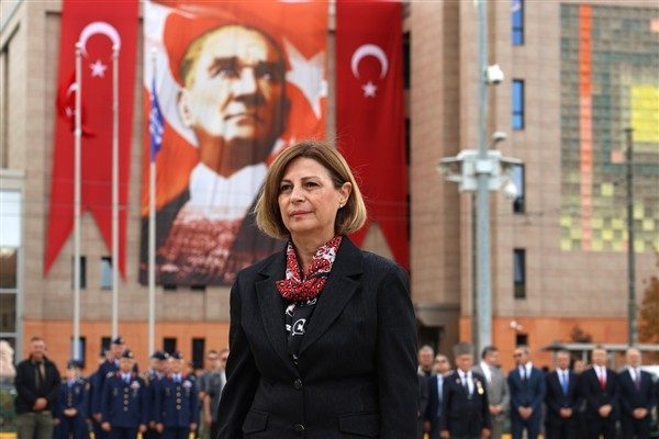 19 Eyl&uuml;l Gaziler G&uuml;n&uuml;, Vilayet Meydanı&rsquo;nda d&uuml;zenlenen t&ouml;renle kutlandı. T&ouml;ren,