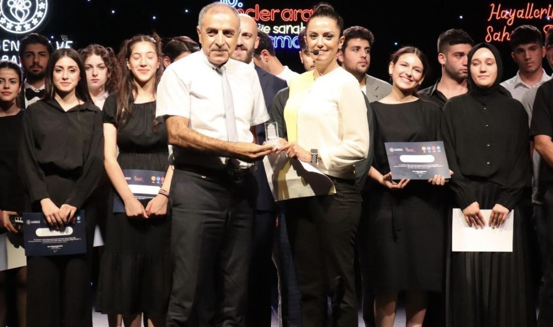 Gen&ccedil;lik ve Spor Bakanlığı tarafından geleneksel olarak d&uuml;zenlenen K&uuml;lt&uuml;r ve