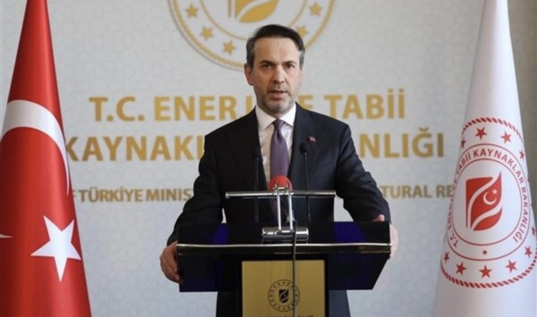 Enerji ve Tabii Kaynaklar Bakanı Bayraktar, T&uuml;rkiye&rsquo;nin sondaj filosuna kattığı