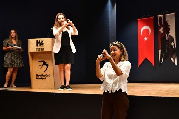 Beylikd&uuml;z&uuml; Belediyesi, İstanbul B&uuml;y&uuml;kşehir Belediyesi iş birliğiyle Uluslararası İşitme Engelliler