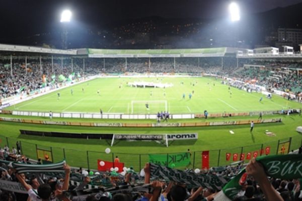 Nesine 2. Lig Kırmızı Grup&rsquo;ta oynadığı 5 ma&ccedil;ı da kazanarak