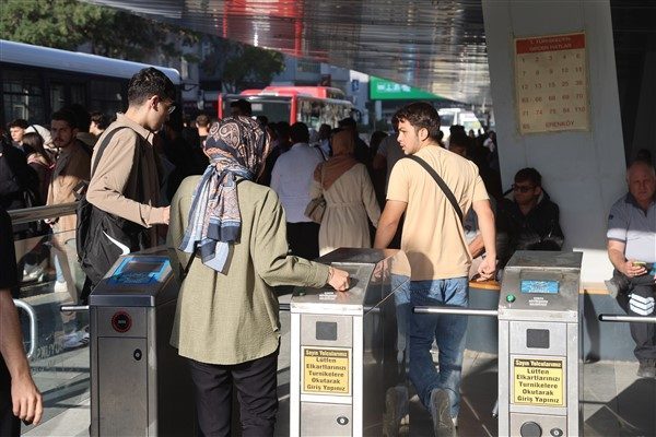 Konya B&uuml;y&uuml;kşehir Belediye Başkanı Uğur İbrahim Altay, Konya&rsquo;nın bir eğitim,