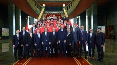 Cumhurbaşkanı Recep Tayyip Erdoğan,&nbsp;2025 Avrupa Basketbol Şampiyonası&rsquo;nda ikinci olan A