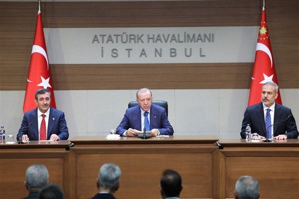 Cumhurbaşkanı erdoğan'ın konuşmasından bazı satır başları ş&ouml;yle: "Salı g&uuml;n&uuml; BMGK'ya