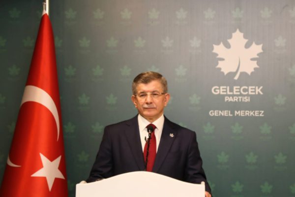 Davutoğlu, T&uuml;rk donanmasının s&ouml;z konusu filoya bu hatta giriş yaptığı