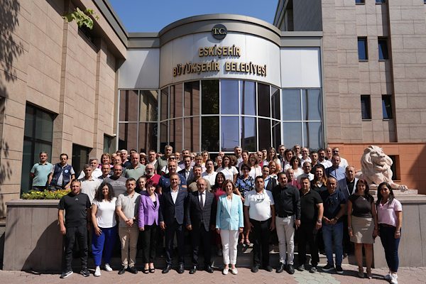 Eskişehir B&uuml;y&uuml;kşehir Belediyesi, ESKİ Genel M&uuml;d&uuml;rl&uuml;ğ&uuml; ve Belediye İş Sendikası
