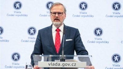 Çekya Başbakanı Fiala, gece vakti Polonya topraklarını da vuran Rus