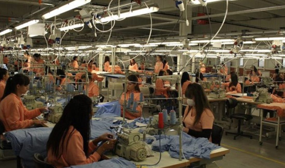 DEVA Partisi İznik İl&ccedil;e Başkanı Recep Genişler, il&ccedil;edeki tekstil iş&ccedil;ilerinin