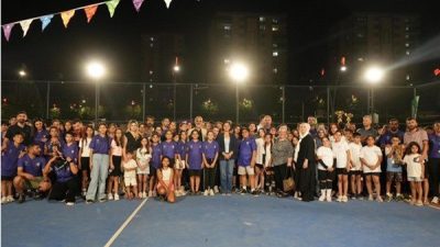 Belediyenin futbol, basketbol, voleybol, tenis ve bir&ccedil;ok spor dalında a&ccedil;tığı