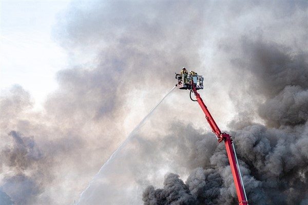 B&uuml;y&uuml;kşehir İtfaiye Teşkilatı, Ağustos ayında da bu hizmetini s&uuml;rd&uuml;rd&uuml;.&nbsp;B&uuml;y&uuml;kşehir Belediyesi