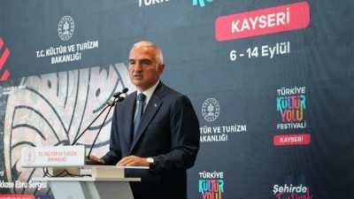 Bakanlıktan yapılan a&ccedil;ıklamaya g&ouml;re, K&uuml;lt&uuml;r ve Turizm Bakanı Ersoy, T&uuml;rkiye&rsquo;nin