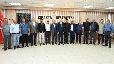 Ke&ccedil;iborlu İl Genel Meclis &Uuml;yesi İbrahim Ağras ve k&ouml;y muhtarları,