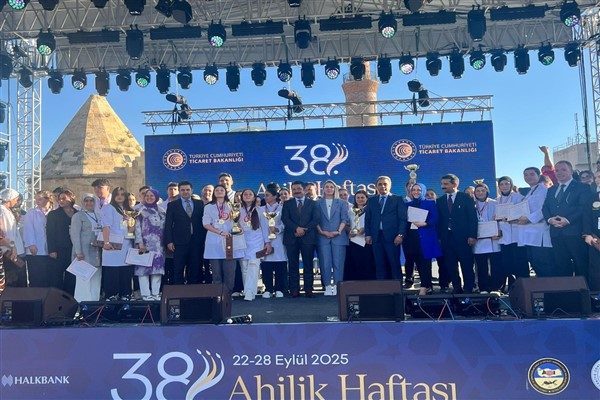 Milli Eğitim Bakanlığından yapılan a&ccedil;ıklamada "Ahilik k&uuml;lt&uuml;r&uuml;n&uuml;n paylaşım ve dayanışma