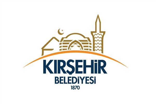 Kırşehir Belediyesi&rsquo;nin &ldquo;Siz dersinizi &ccedil;alışın, giysilerinizi biz yıkayalım&rdquo; sloganıyla hayata