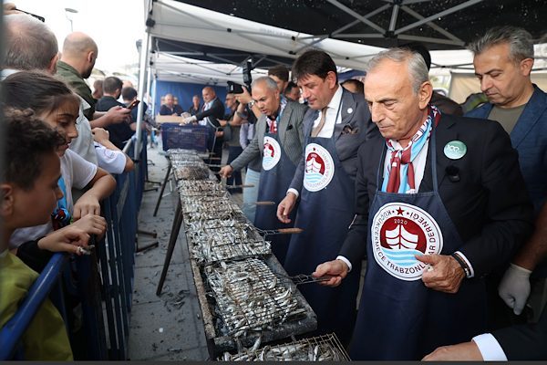 K&uuml;&ccedil;&uuml;k&ccedil;ekmece Belediyesi ve K&uuml;&ccedil;&uuml;k&ccedil;ekmece Trabzonlular Derneği tarafından d&uuml;zenlenen&nbsp;Trabzon R&uuml;zgarı Festivali,