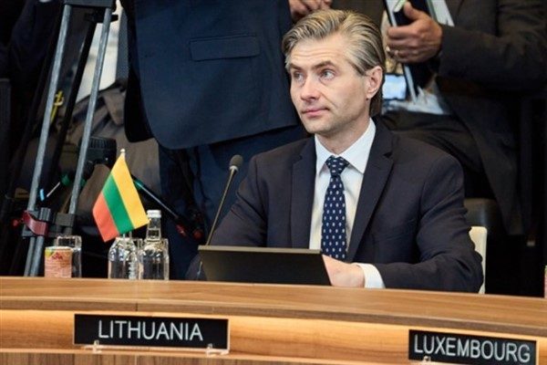 Budrys, Moldova halkını &ldquo;Avrupa geleceği&rdquo; y&ouml;n&uuml;nde verdikleri kararlı tercih i&ccedil;in