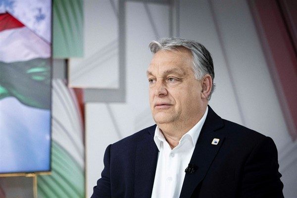 Macaristan Başbakanı Viktor Orban, a&ccedil;ıklamasında ABD'ye vizesiz seyahatin geri d&ouml;nd&uuml;ğ&uuml;n&uuml;