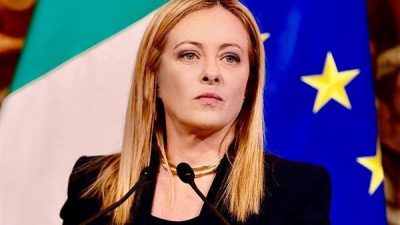 İtalya Başbakanı Giorgia Meloni, Milano&rsquo;da yasadışı şekilde işgal edilen bir
