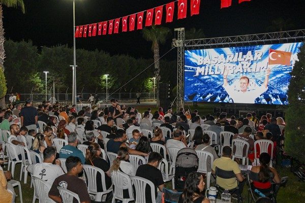 A Milli Erkek Basketbol Takımı&rsquo;nın Yunanistan ile karşılaştığı EuroBasket yarı
