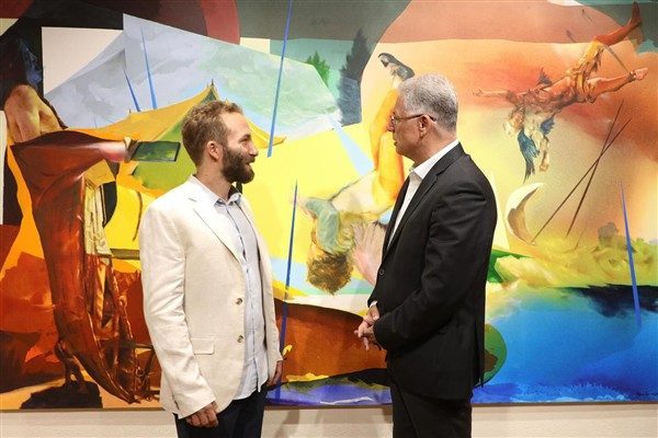 Girit Mahallesi&rsquo;ndeki 150 yıllık tarihi konak, restorasyon sonrası Cumhuriyet Galerisi