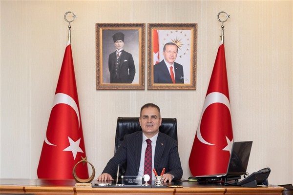 Muğla Valisi İdris Akbıyık, 19 Eyl&uuml;l Gaziler G&uuml;n&uuml;'n&uuml; kutladı. T&uuml;rk
