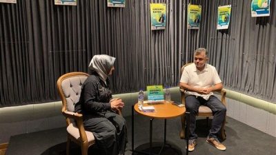 Gen&ccedil;lik ve Girişimcilik Merkezi&rsquo;nde d&uuml;zenlen s&ouml;yleşilerde sıfırdan başlayıp işi mutfağında