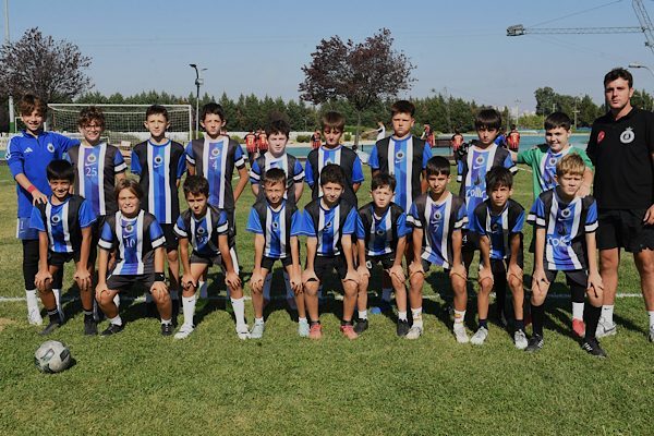 Osmangazi Belediyesi tarafından,&nbsp;Futbol Festivali d&uuml;zenlendi. Sukaypark Tesisleri&rsquo;nde ger&ccedil;ekleştirilen Yıldız Cup