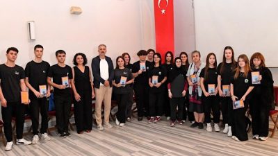 Osmangazi Belediyesi tarafndan , Yılın Aydın&rsquo;ı Yaşar Kemal etkinlikleri &ccedil;er&ccedil;evesinde