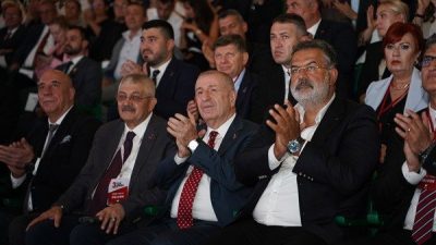Zafer Partisi Genel Başkanı Prof. Dr. &Ouml;zdağ, partisinin 3. Olağan&uuml;st&uuml;