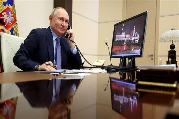 G&ouml;r&uuml;şmede Vladimir Putin, Narendra Modi&rsquo;ye 75. doğum g&uuml;n&uuml; dolayısıyla en