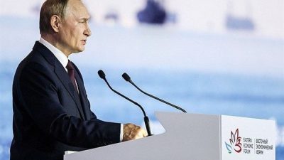 Doğu Ekonomik Forumu (EEF) genel kurulunda konuşan Putin, "Bir dahaki