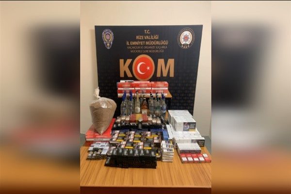 Rize İl Emniyet M&uuml;d&uuml;rl&uuml;ğ&uuml;nden yapılan a&ccedil;ıklamaya g&ouml;re ger&ccedil;ekleşen &ccedil;alışmalarda&nbsp;11430 adet