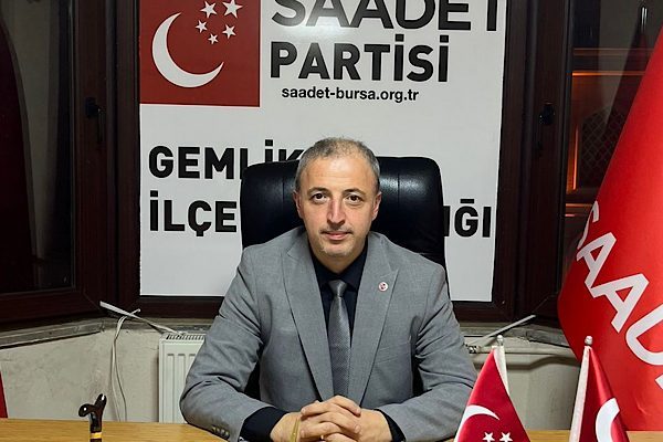 Saadet Partisi Gemlik İl&ccedil;e Başkanı Cihangir Din&ccedil;, yaptığı basın a&ccedil;ıklamasında