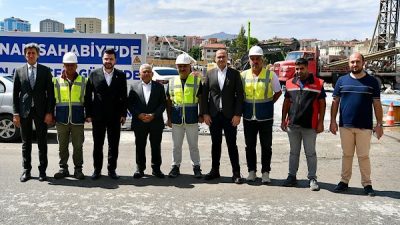 Kayseri B&uuml;y&uuml;kşehir Belediye Başkanı Dr. Memduh B&uuml;y&uuml;kkılı&ccedil; ve AK Parti