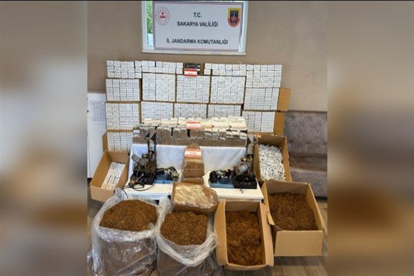 Sakarya Valiliğinden yapılan a&ccedil;ıklamaya g&ouml;re s&ouml;z konusu aramalarda 64 bin