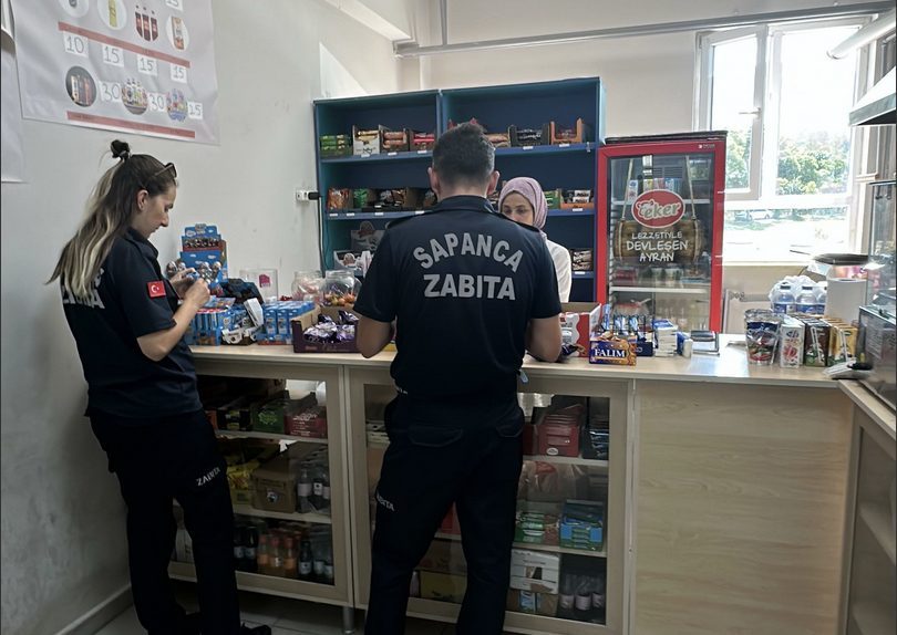 Sapanca Belediyesi tarafından, &ouml;ğrencilerin sağlıklı ve g&uuml;venilir gıdaya erişimini sağlamak
