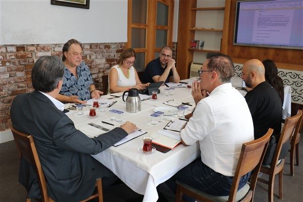Toplantı, Bursa Serbest Mimarlar Derneği&rsquo;nin (SMD) ev sahipliğinde yapıldı. Etkinliğe